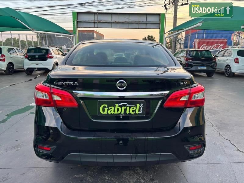 Nissan Sentra SV 2.0 Automático Flex 2016/2017 — foto 5 de 20