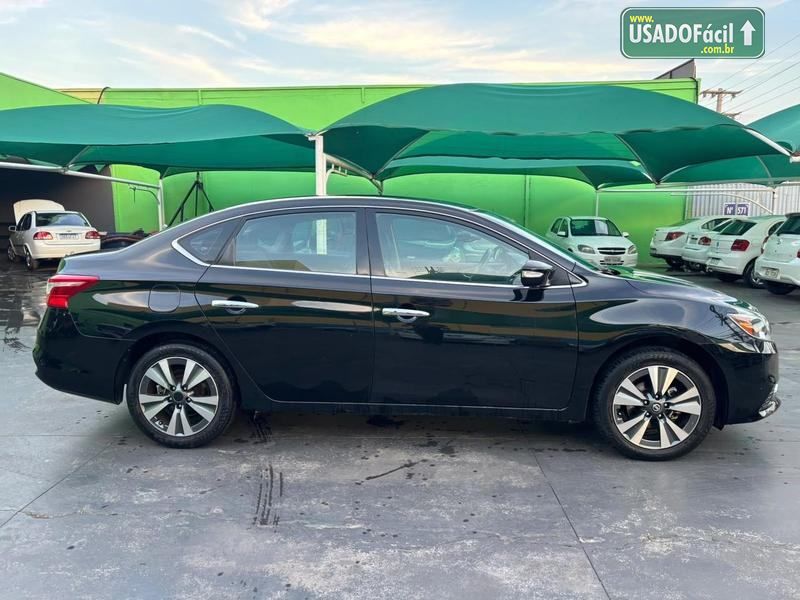 Nissan Sentra SV 2.0 Automático Flex 2016/2017 — foto 8 de 20