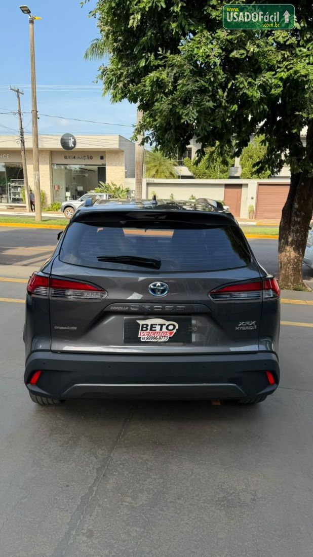 Toyota Corolla Cross XRX 1.8 Automático Híbrido 2022/2023 — foto 8 de 13