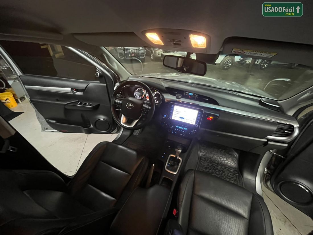 Toyota Hilux SRX CD 2.8 4x4 TDI Automático Diesel 2022/2022 — foto 14 de 16