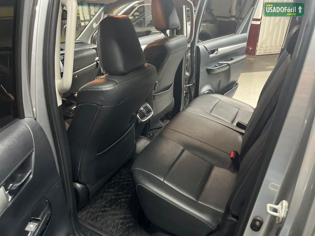 Toyota Hilux SRX CD 2.8 4x4 TDI Automático Diesel 2022/2022 — foto 16 de 16