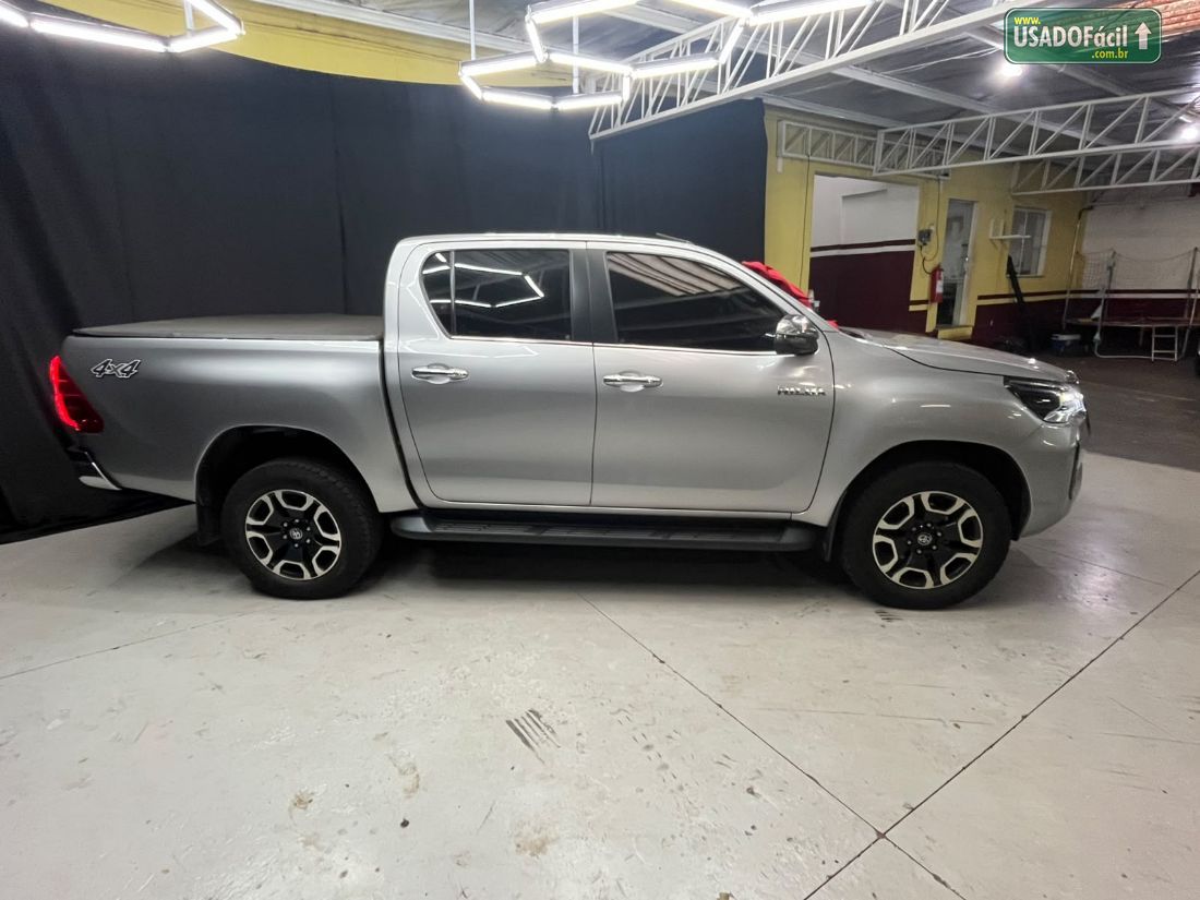 Toyota Hilux SRX CD 2.8 4x4 TDI Automático Diesel 2022/2022 — foto 8 de 16