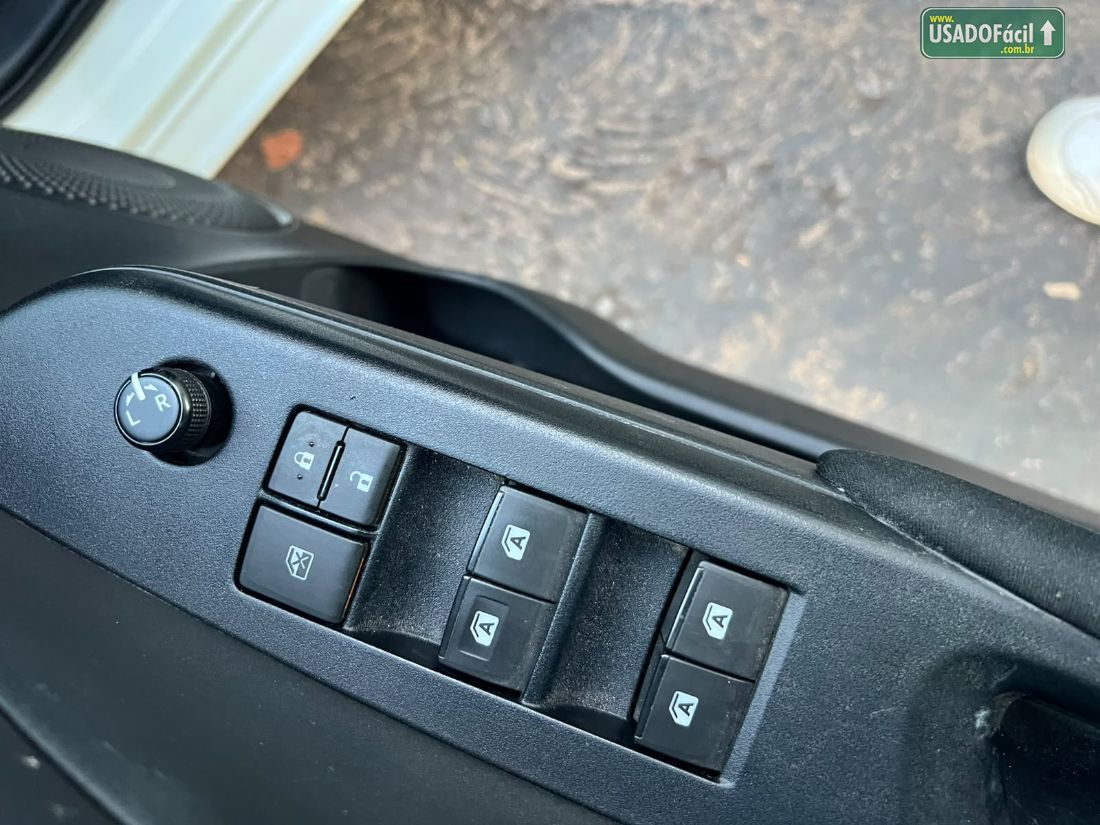 Toyota Yaris Sedan XL 1.5 Automático Flex 2019/2020 — foto 12 de 12