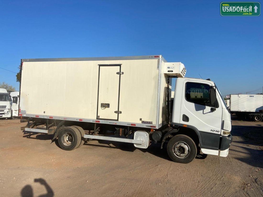 MERCEDES-BENZ mercedes Accelo 1016 2p diesel E5 2016/2016 — foto 2 de 9