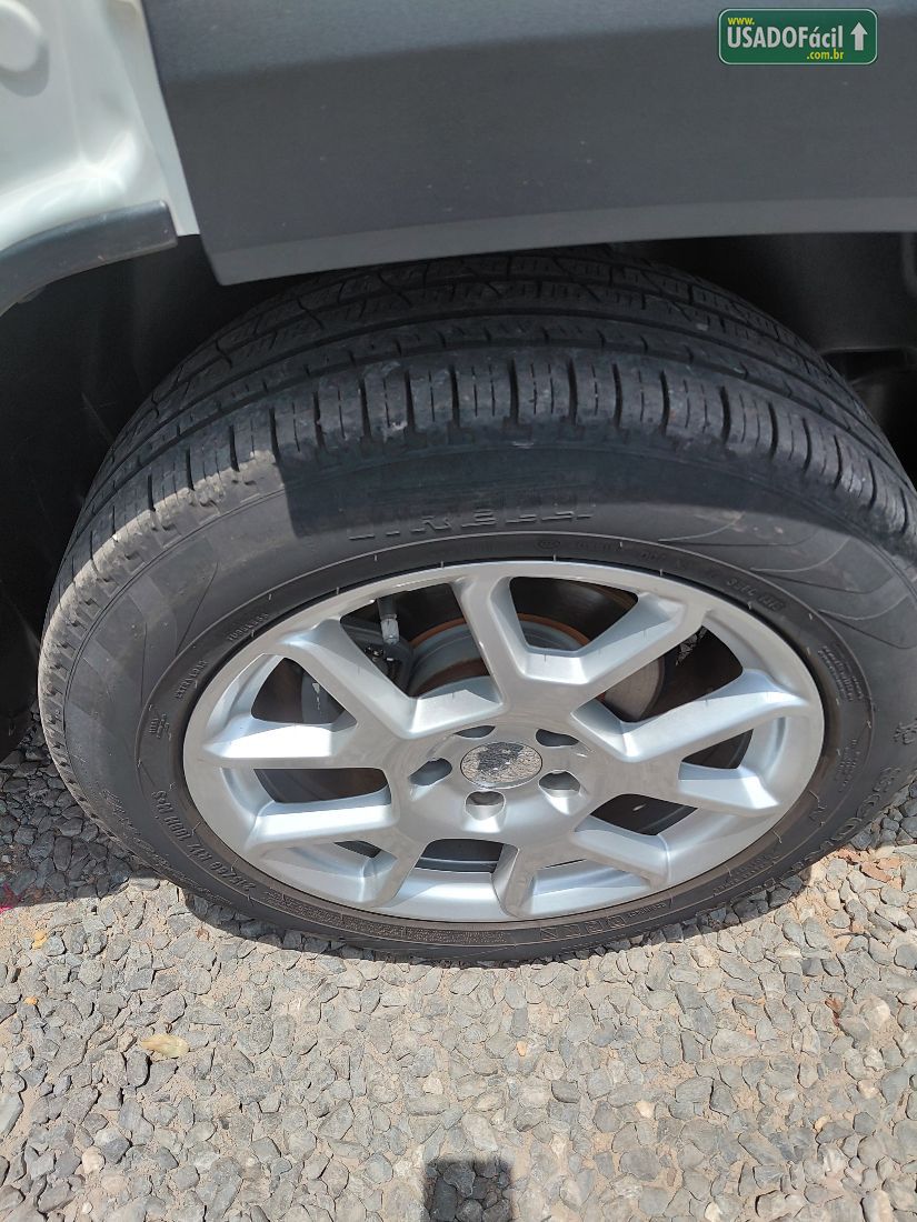 Jeep Renegade Sport 1.8 4x2 Automático Flex 2019/2019 — foto 17 de 17
