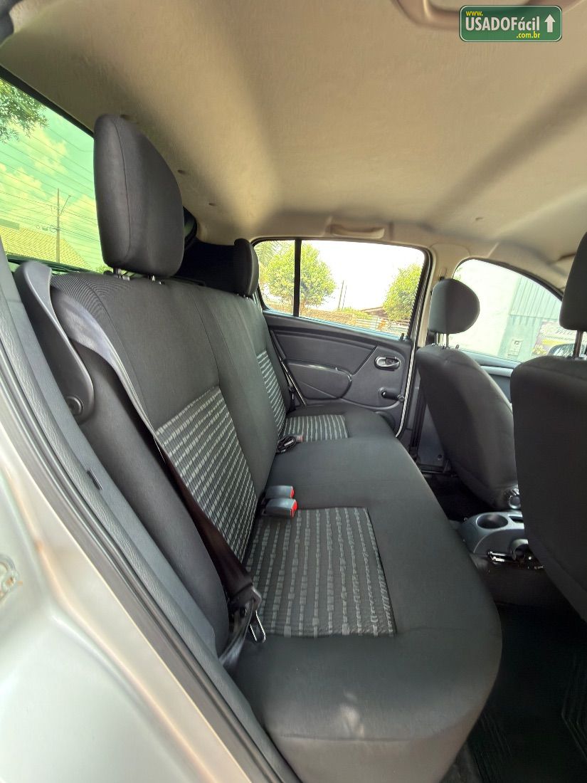 Renault Sandero Expression 1.6 Hi-Flex 5P 2014/2014 — foto 12 de 14