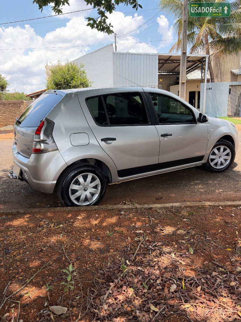 Renault Sandero Expression 1.6 Hi-Flex 5P 2014/2014 — foto 6 de 14