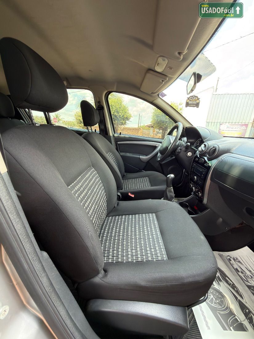 Renault Sandero Expression 1.6 Hi-Flex 5P 2014/2014 — foto 9 de 14