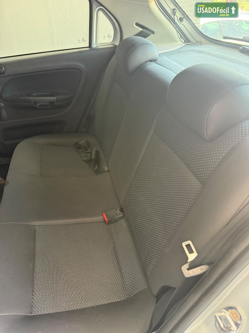 Volkswagen Gol Comfortline 1.0 4P Total Flex 2015/2015 — foto 8 de 12