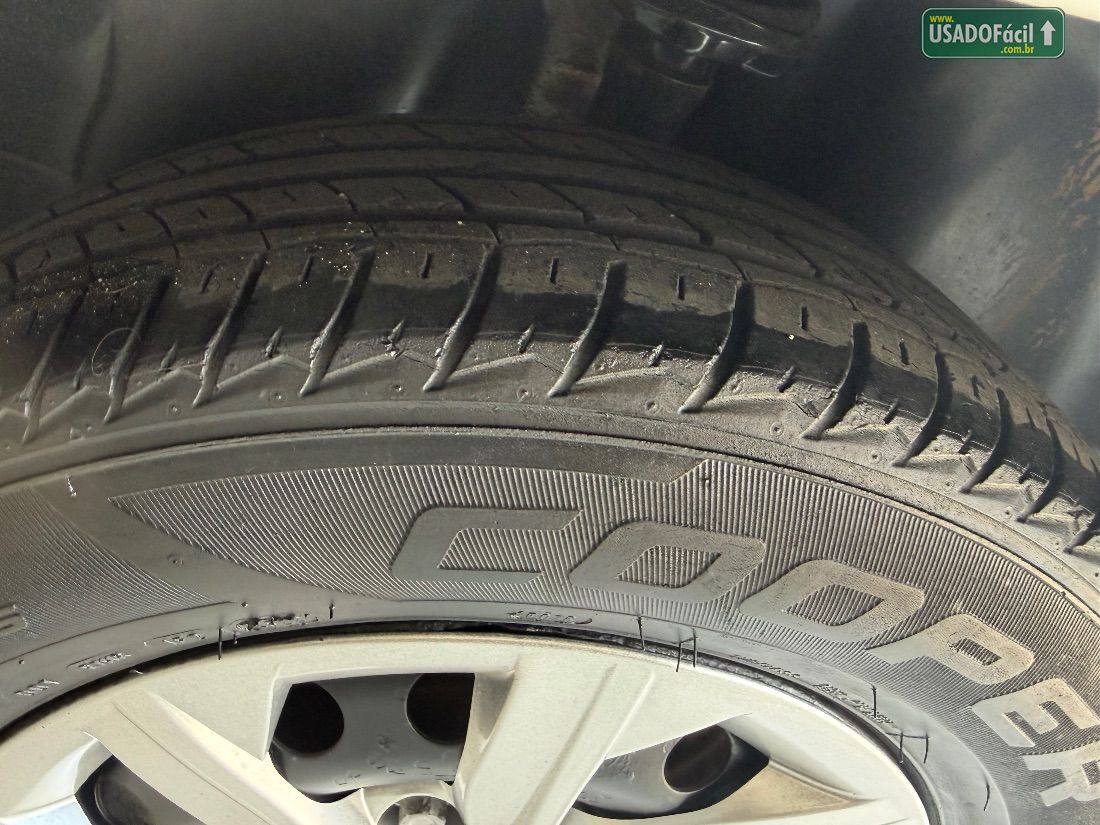 Volkswagen Gol Seleção 1.0 Mi 4P Total Flex 2013/2014 — foto 5 de 13
