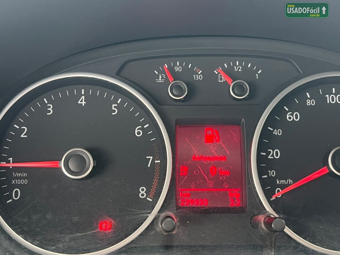 Volkswagen Voyage Highline 1.6 Mi Total Flex 2013/2014 — foto 10 de 10