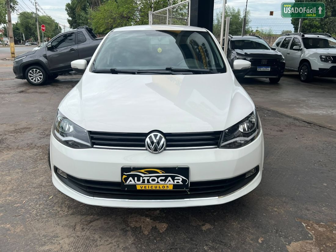 Volkswagen Voyage Highline 1.6 Mi Total Flex 2013/2014 — foto 2 de 10