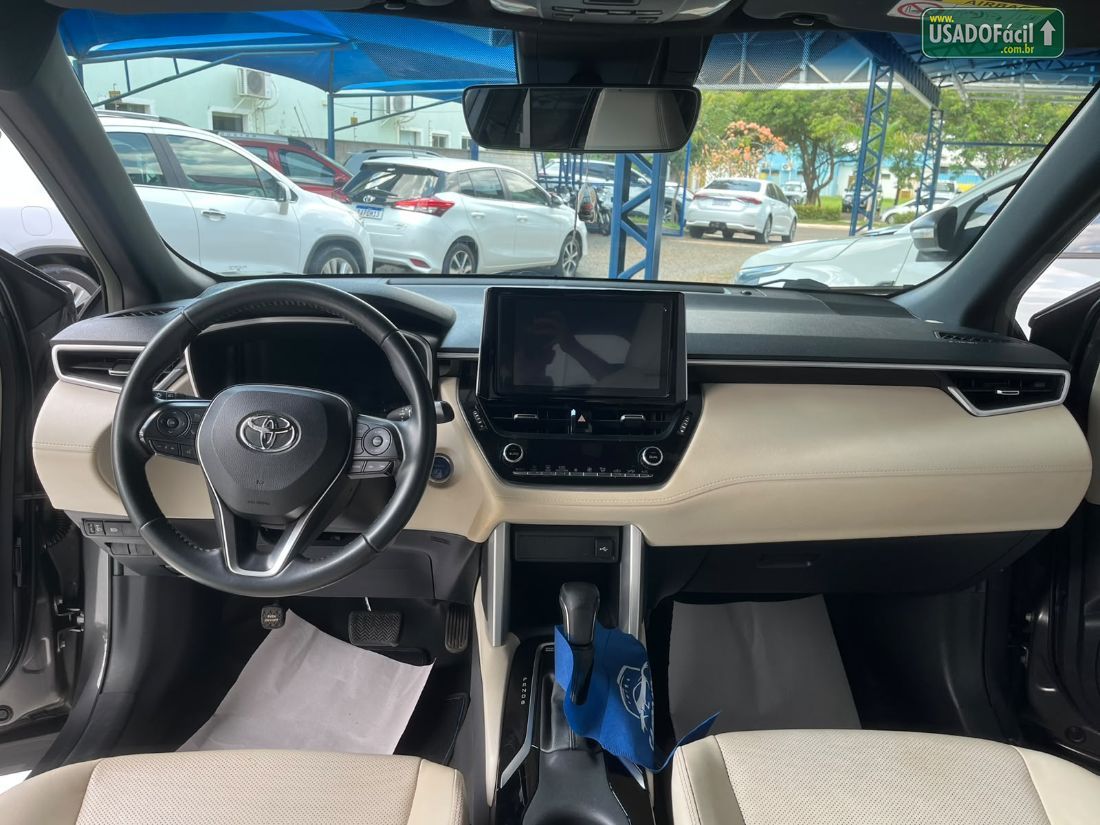 Toyota Corolla Cross XRX 1.8 Automático Híbrido 2022/2023 — foto 8 de 11