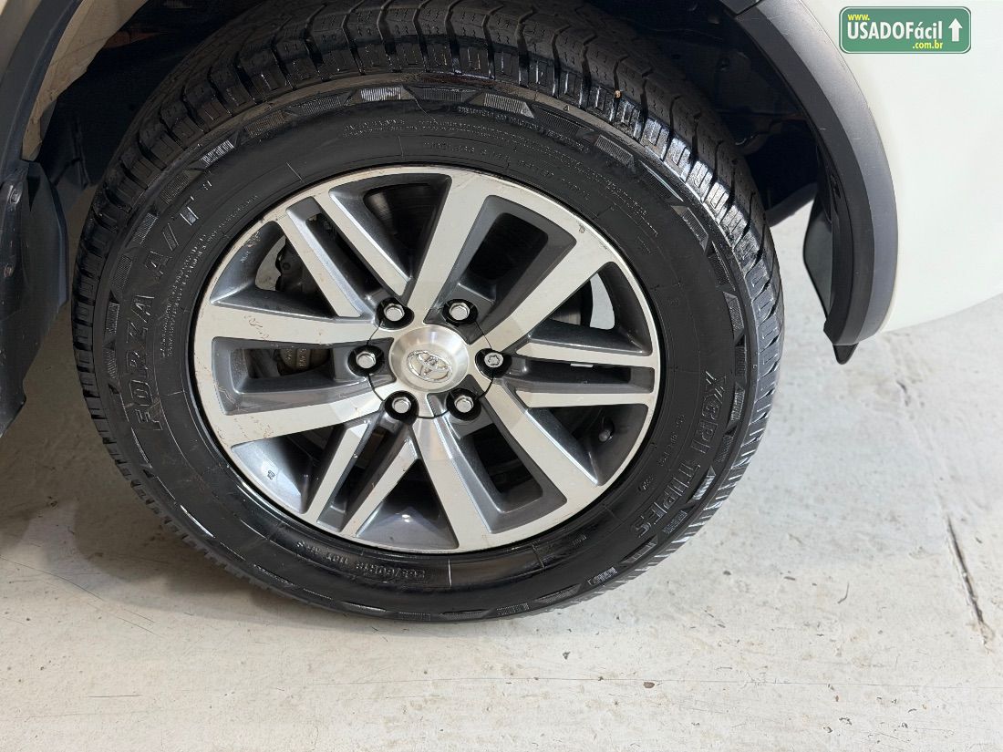 Toyota Hilux SW4 SRX 2.8 4x4 TDI Automático Diesel 2020/2020 — foto 9 de 20