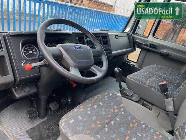 FORD Cargo 1119 Turbo 2P Diesel E5 2015/2016 — foto 4 de 10