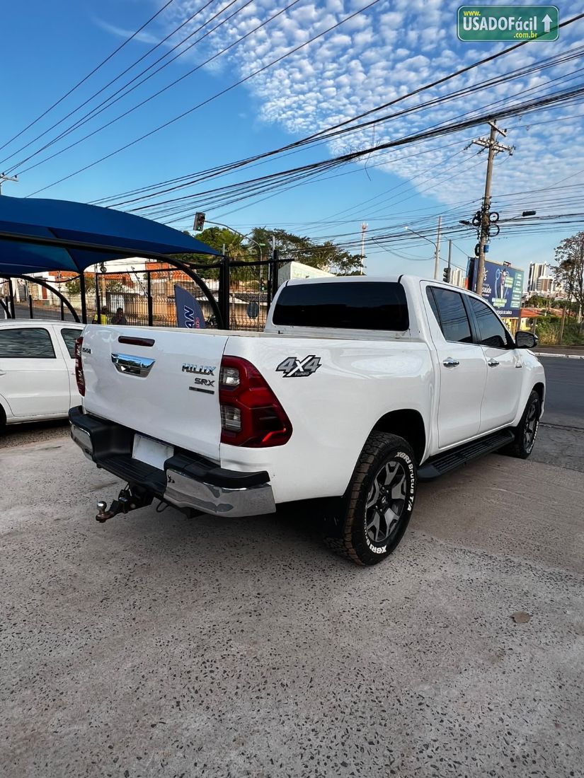 Toyota Hilux SRX CD 2.8 4x4 TDI Automático Diesel 2019/2019 — foto 4 de 9