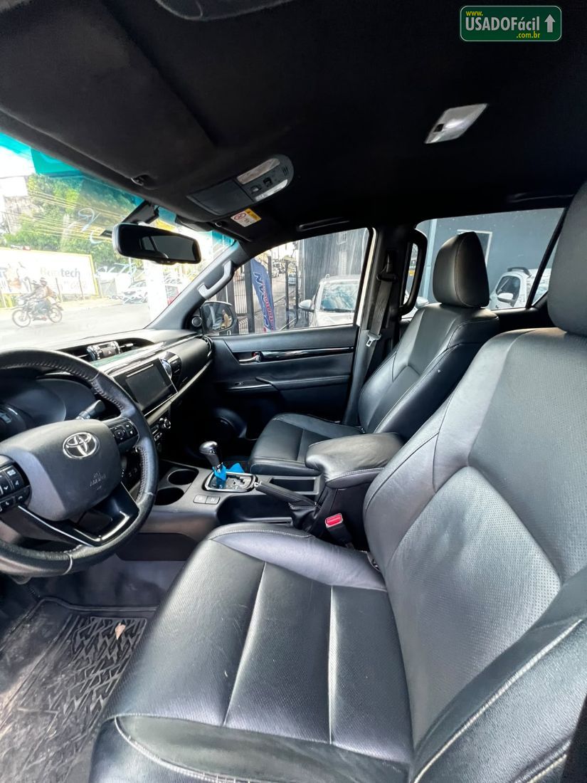 Toyota Hilux SRX CD 2.8 4x4 TDI Automático Diesel 2019/2019 — foto 8 de 9