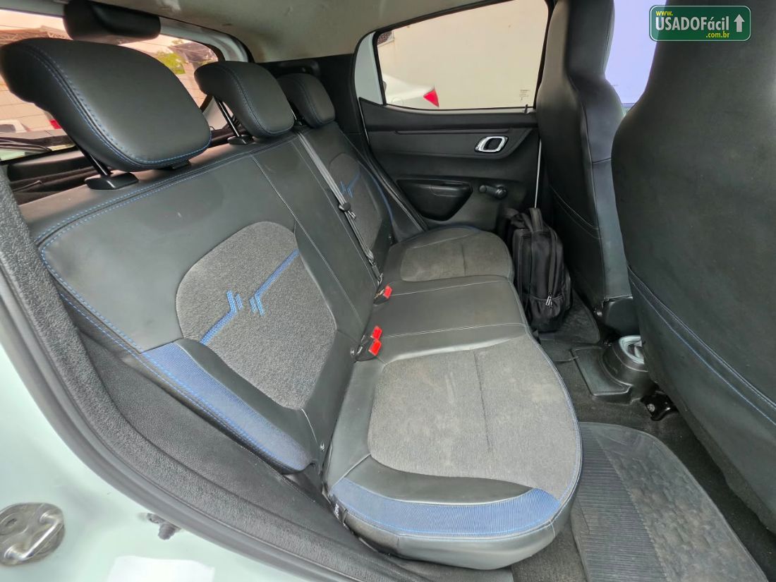 Renault Kwid Intense 1.0 Mecânico Flex 2023/2024 — foto 13 de 14