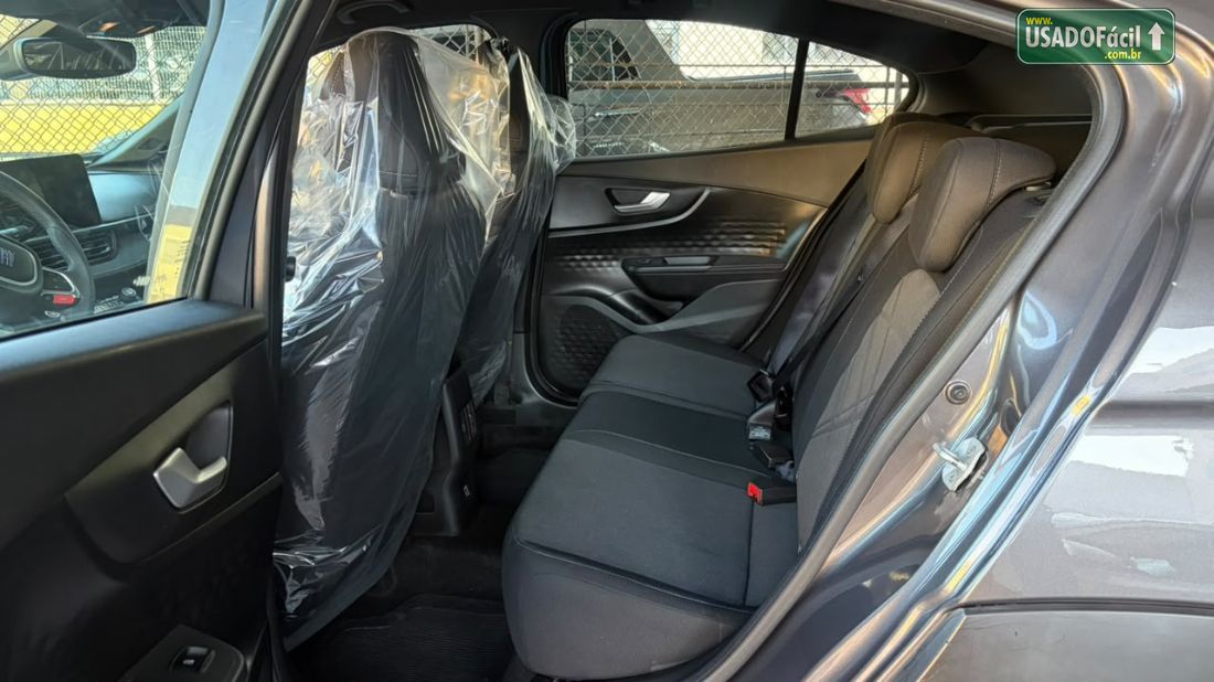 Fiat Fastback Audace 200 Turbo Automático Híbri­do 2025/2026 — foto 11 de 14