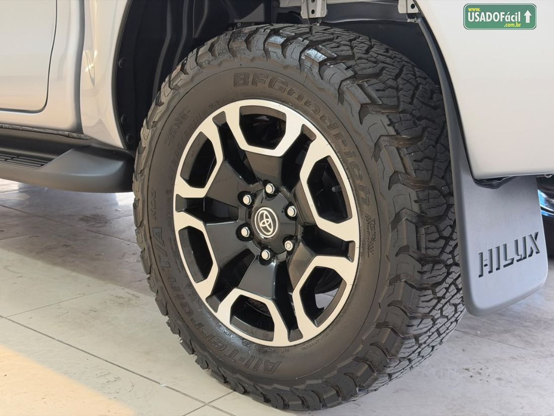 Toyota Hilux SRX CD 2.8 4x4 TDI Automático Diesel 2025/2025 — foto 18 de 18