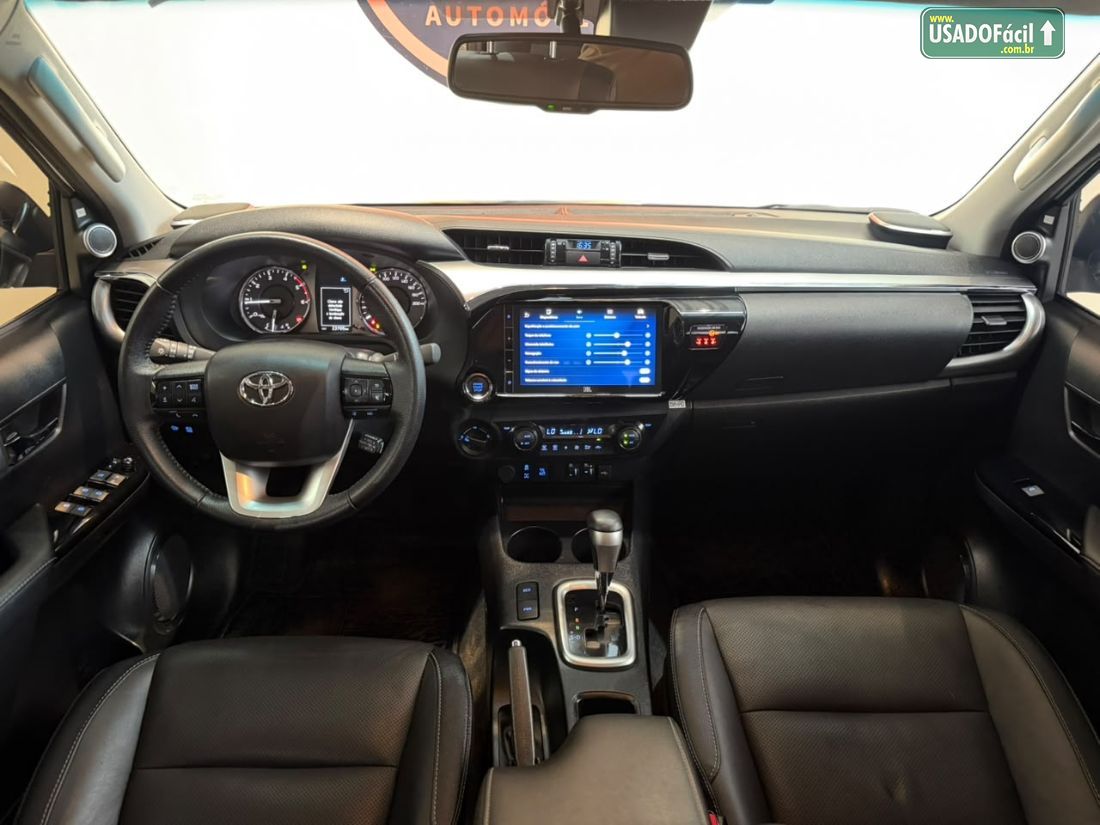 Toyota Hilux SRX CD 2.8 4x4 TDI Automático Diesel 2025/2025 — foto 9 de 18