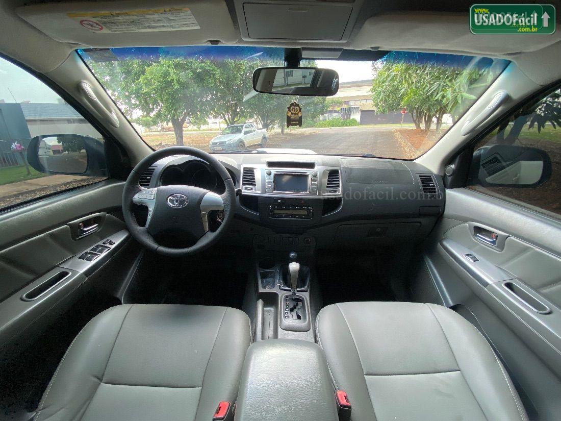 TOYOTA Hilux SRV CD D4-D 4x4 TDI Mecânico 2013/2013 — foto 9 de 14
