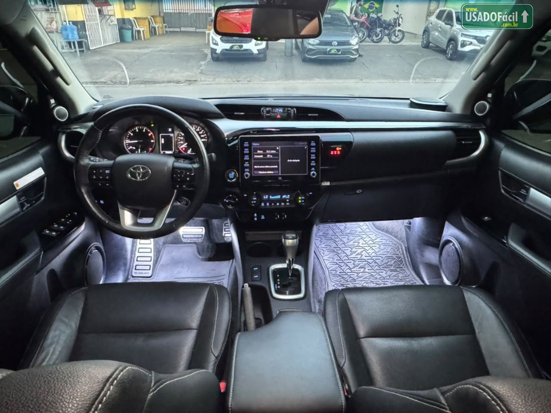 Toyota Hilux SRX CD 2.8 4x4 TDI Automático Diesel 2023/2023 — foto 15 de 20