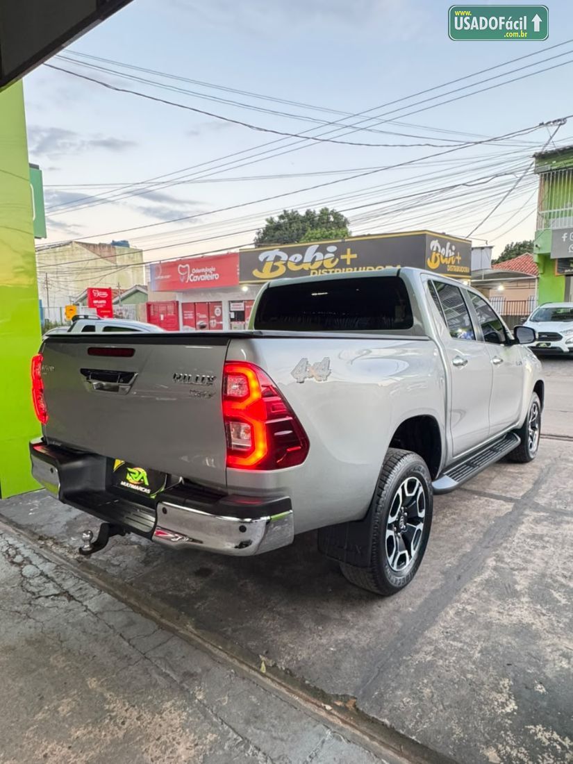 Toyota Hilux SRX CD 2.8 4x4 TDI Automático Diesel 2023/2023 — foto 18 de 20