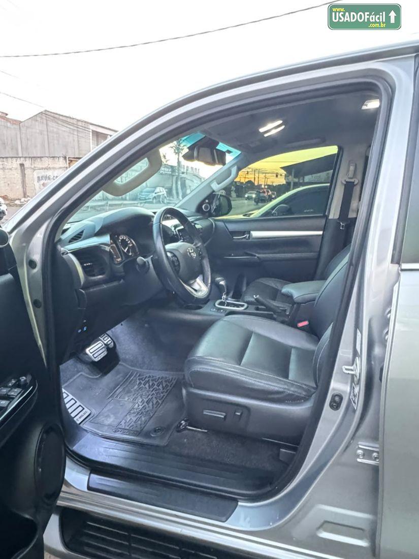 Toyota Hilux SRX CD 2.8 4x4 TDI Automático Diesel 2023/2023 — foto 6 de 20