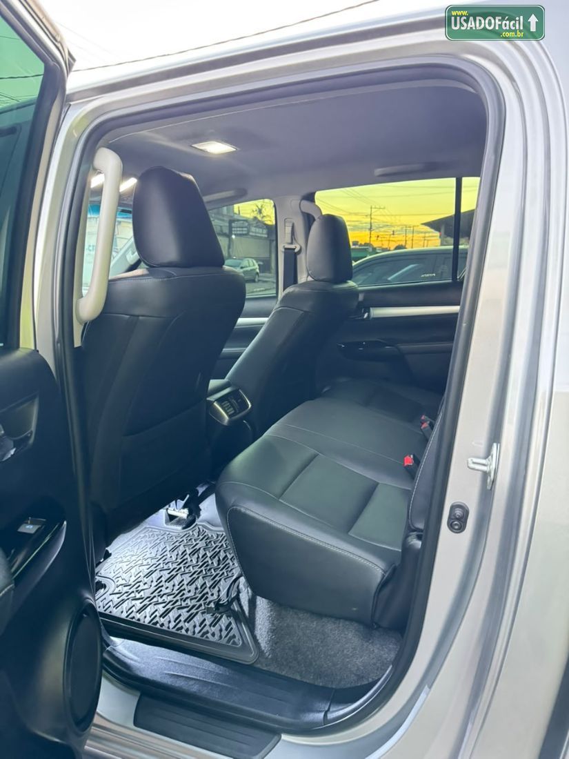 Toyota Hilux SRX CD 2.8 4x4 TDI Automático Diesel 2023/2023 — foto 7 de 20
