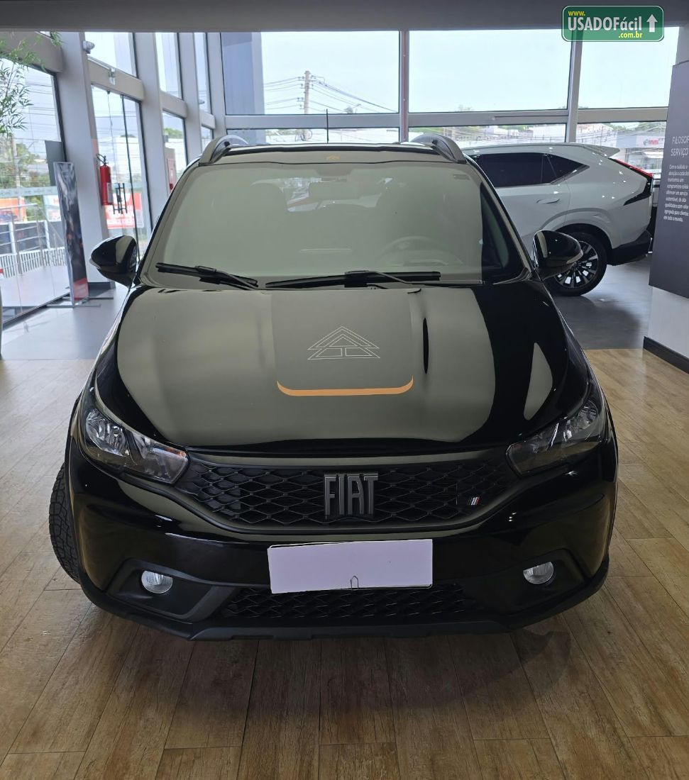 Fiat Argo Trekking 1.3 Automático Flex 2023/2024 — foto 2 de 15
