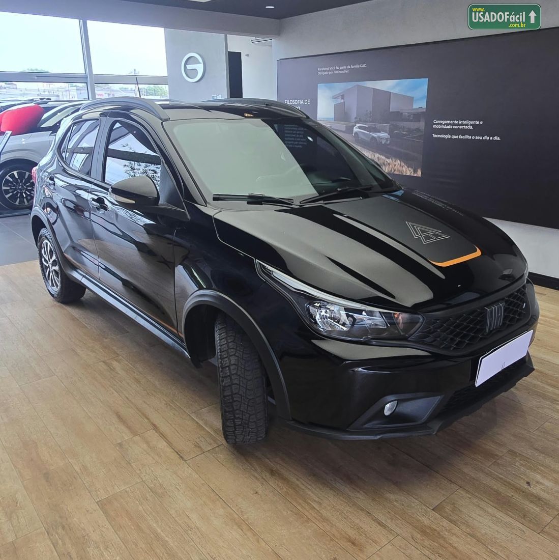 Fiat Argo Trekking 1.3 Automático Flex 2023/2024 — foto 3 de 15