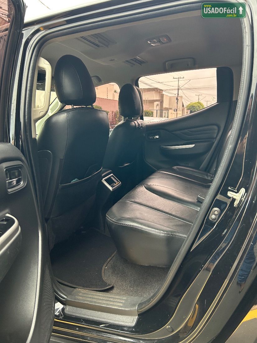 Mitsubishi L200 Triton Sport HPE CD 2.4 4x4 Automático Diesel 2021/2022 — foto 10 de 18