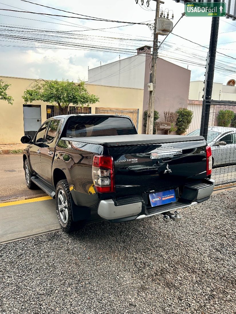 Mitsubishi L200 Triton Sport HPE CD 2.4 4x4 Automático Diesel 2021/2022 — foto 2 de 18