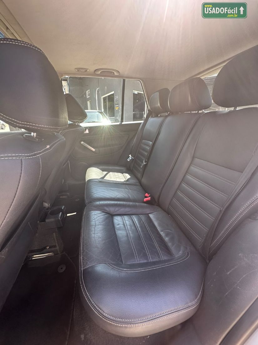 Volkswagen Golf Sportline 1.6 Mi Total Flex 4P 2012/2013 — foto 7 de 8
