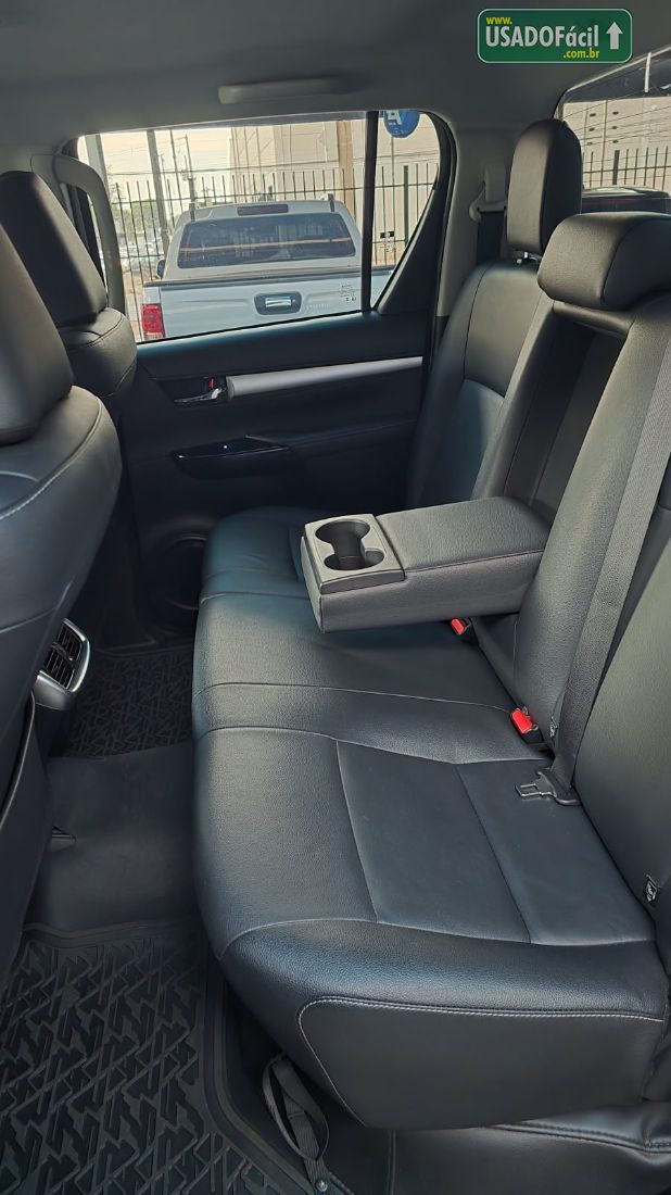TOYOTA Hilux SRV CD 2.8 4x4 TDI Automático Diesel 2024/2024 — foto 13 de 19