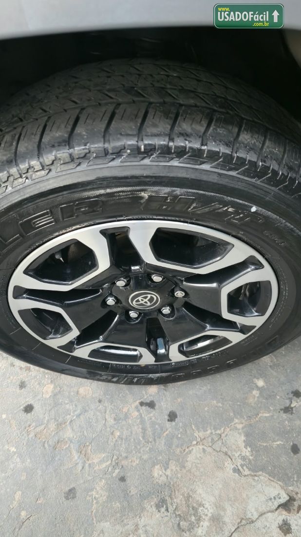 TOYOTA Hilux SRV CD 2.8 4x4 TDI Automático Diesel 2024/2024 — foto 17 de 19