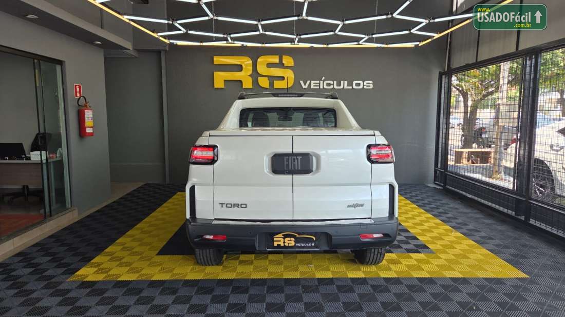 FIAT Toro Ultra 1.3 16V 4x2 Turbo Automático Flex 2025/2026 — foto 8 de 9