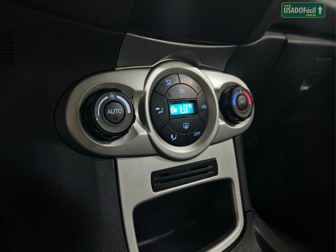 Ford Fiesta Hatch SE 1.6 4P Flex 2013/2014 — foto 14 de 17