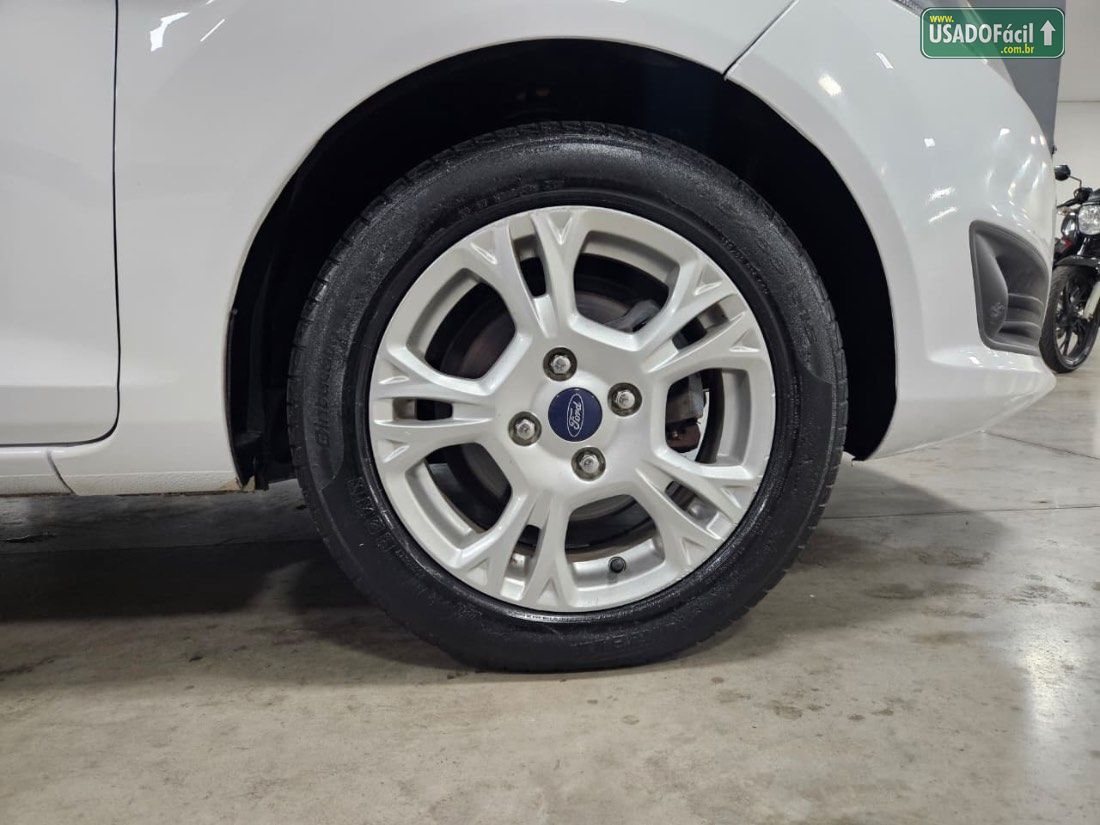 Ford Fiesta Hatch SE 1.6 4P Flex 2013/2014 — foto 15 de 17