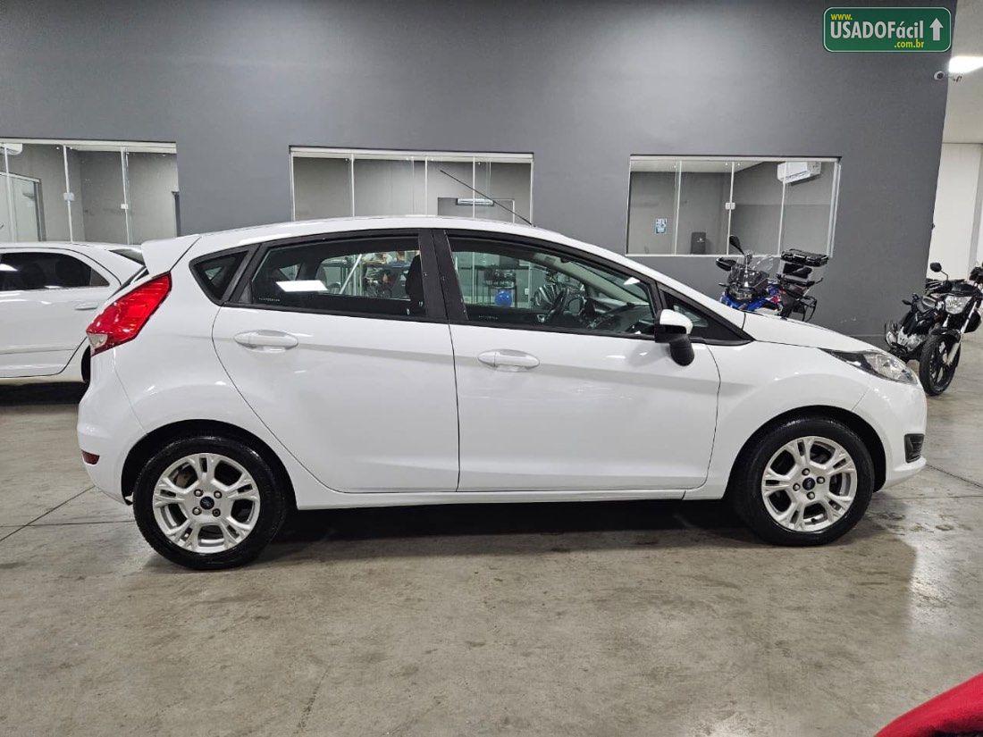 Ford Fiesta Hatch SE 1.6 4P Flex 2013/2014 — foto 4 de 17