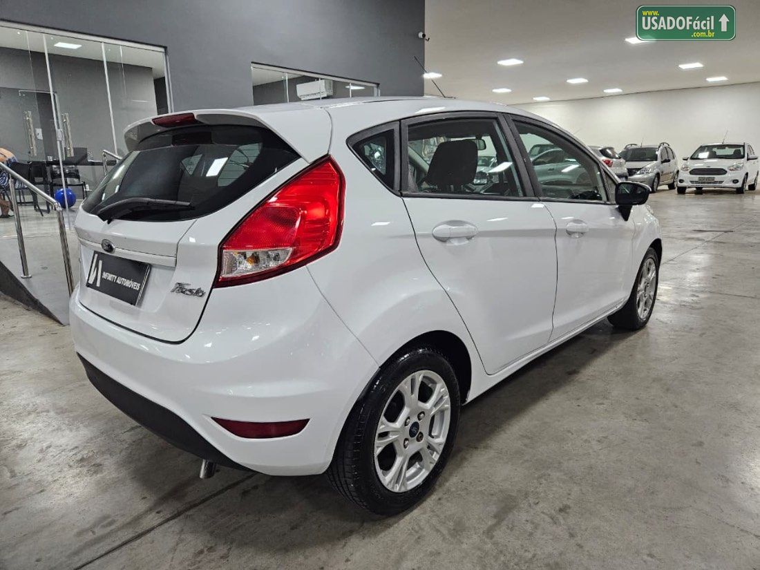 Ford Fiesta Hatch SE 1.6 4P Flex 2013/2014 — foto 5 de 17