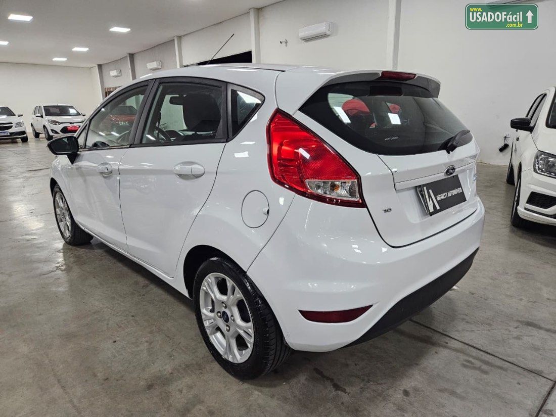 Ford Fiesta Hatch SE 1.6 4P Flex 2013/2014 — foto 7 de 17