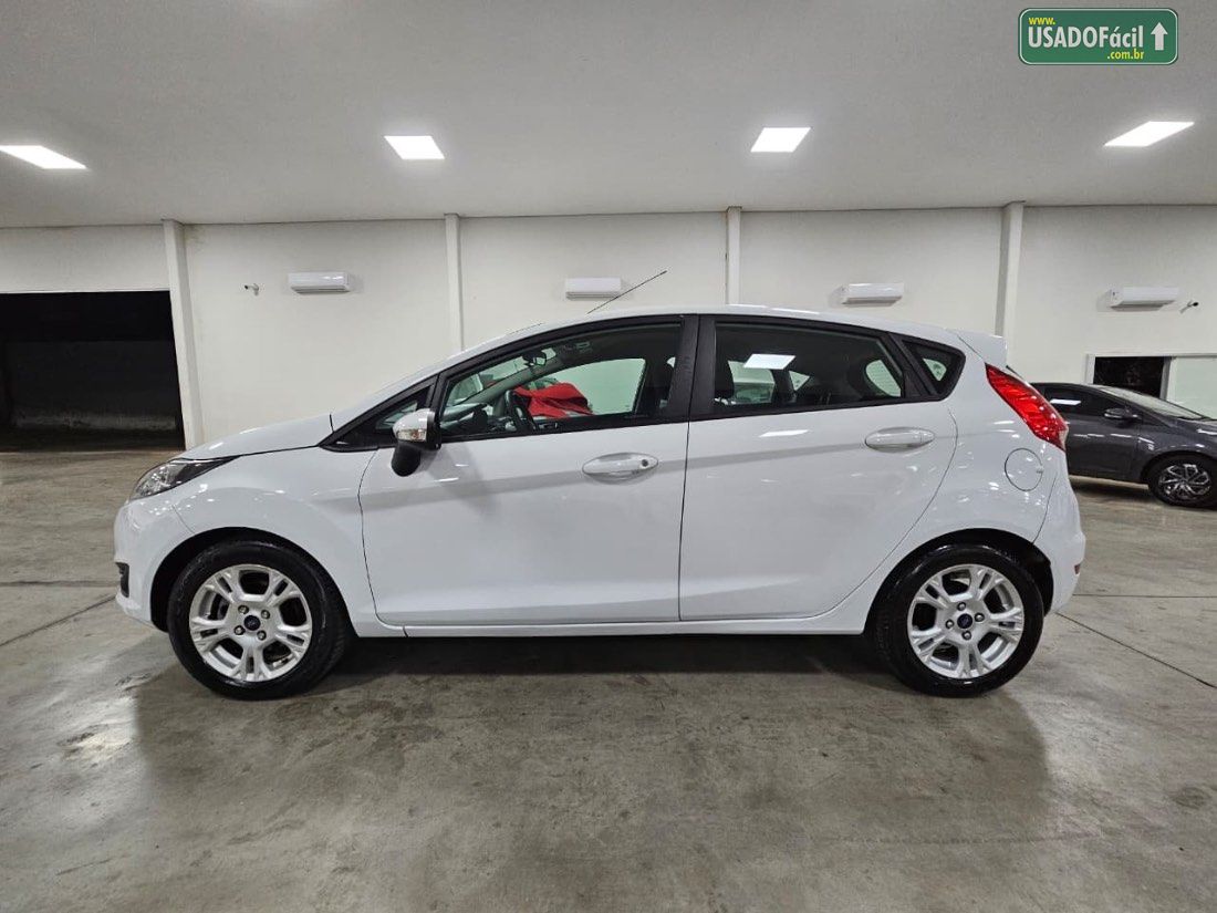 Ford Fiesta Hatch SE 1.6 4P Flex 2013/2014 — foto 8 de 17