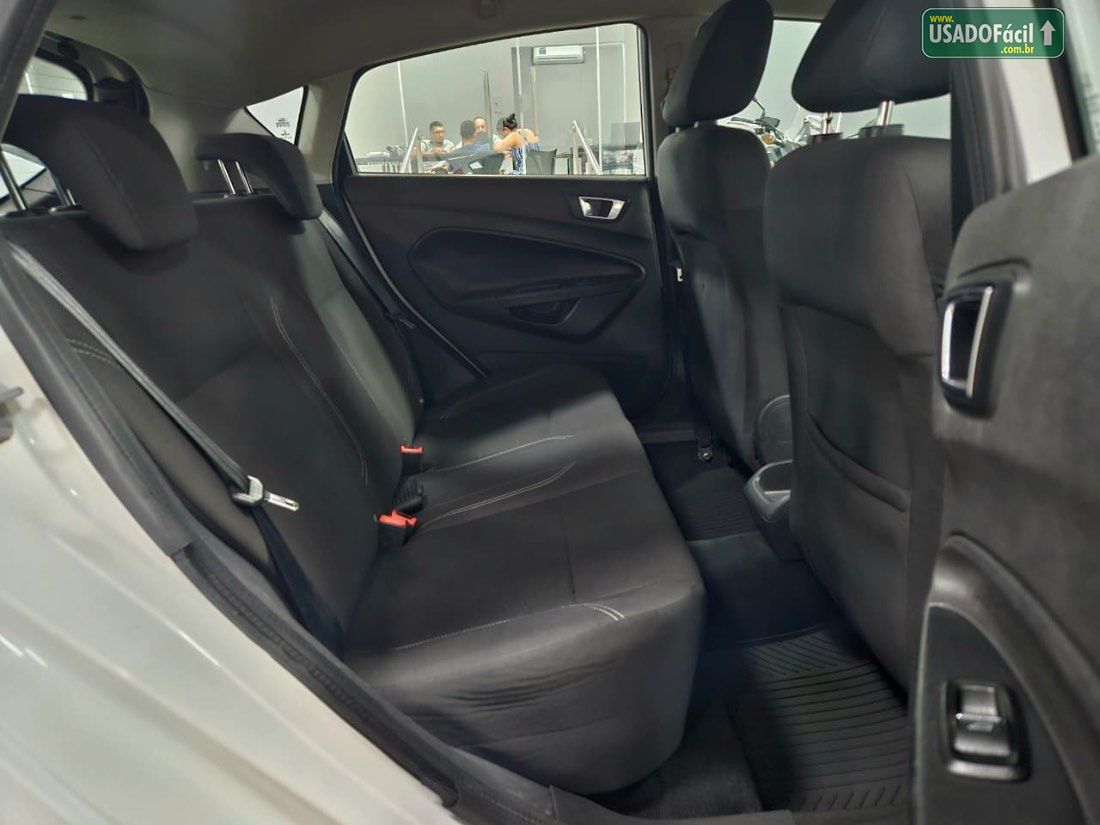Ford Fiesta Hatch SE 1.6 4P Flex 2013/2014 — foto 9 de 17