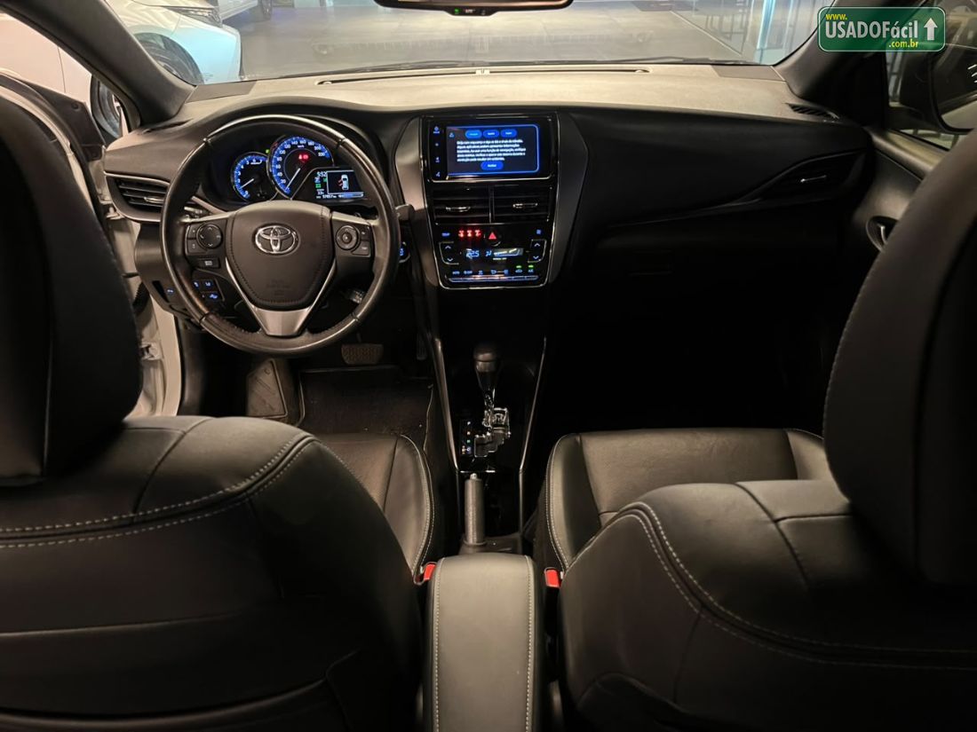Toyota Yaris Hatch XLS 1.5 Automático Flex 2023/2023 — foto 9 de 14
