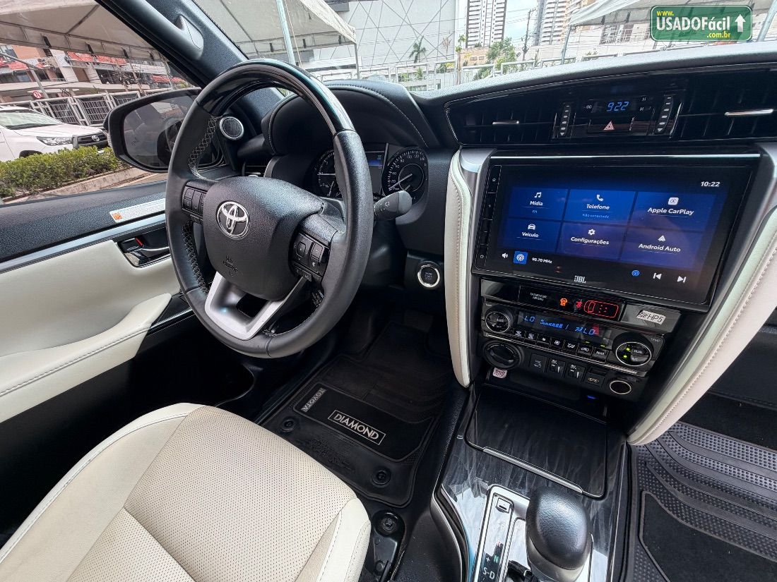 Toyota Hilux SW4 Diamond 2.8 4x4 Turbo Automático Diesel 2024/2024 — foto 12 de 12