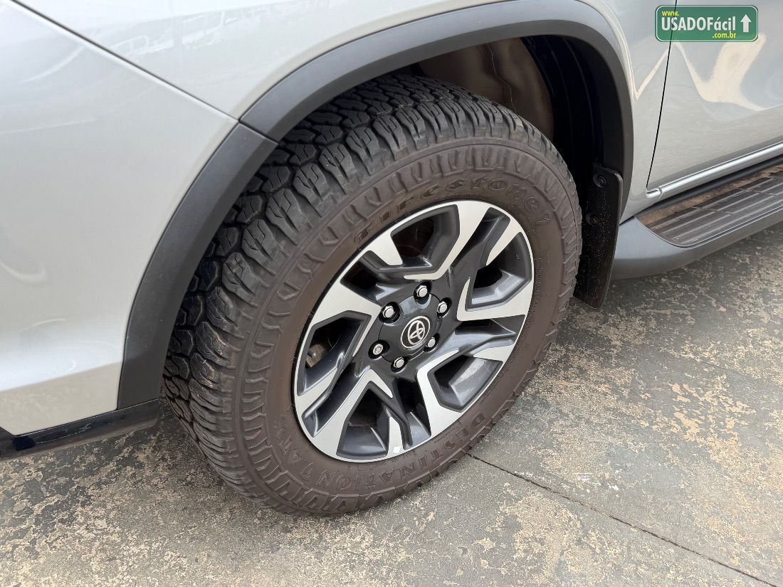 Toyota Hilux SW4 Diamond 2.8 4x4 Turbo Automático Diesel 2024/2024 — foto 4 de 12