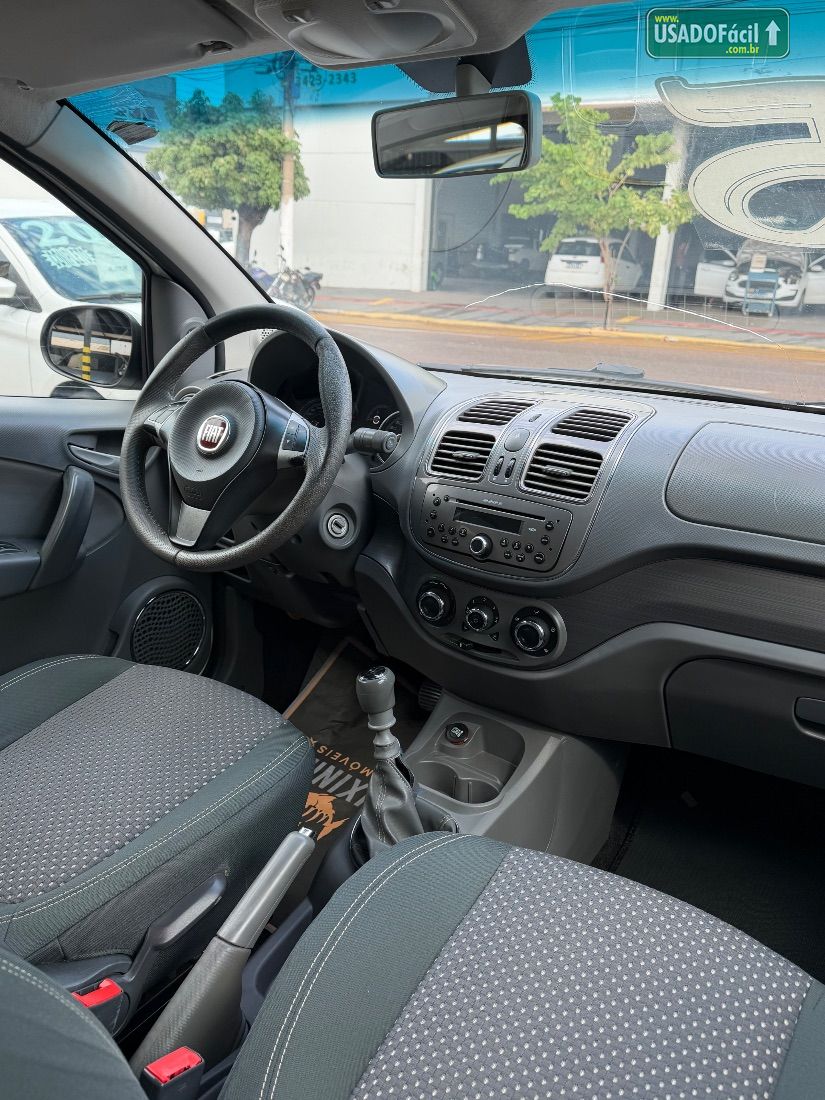 Fiat Grand Siena Essence 1.6 Flex 2014/2015 — foto 5 de 7