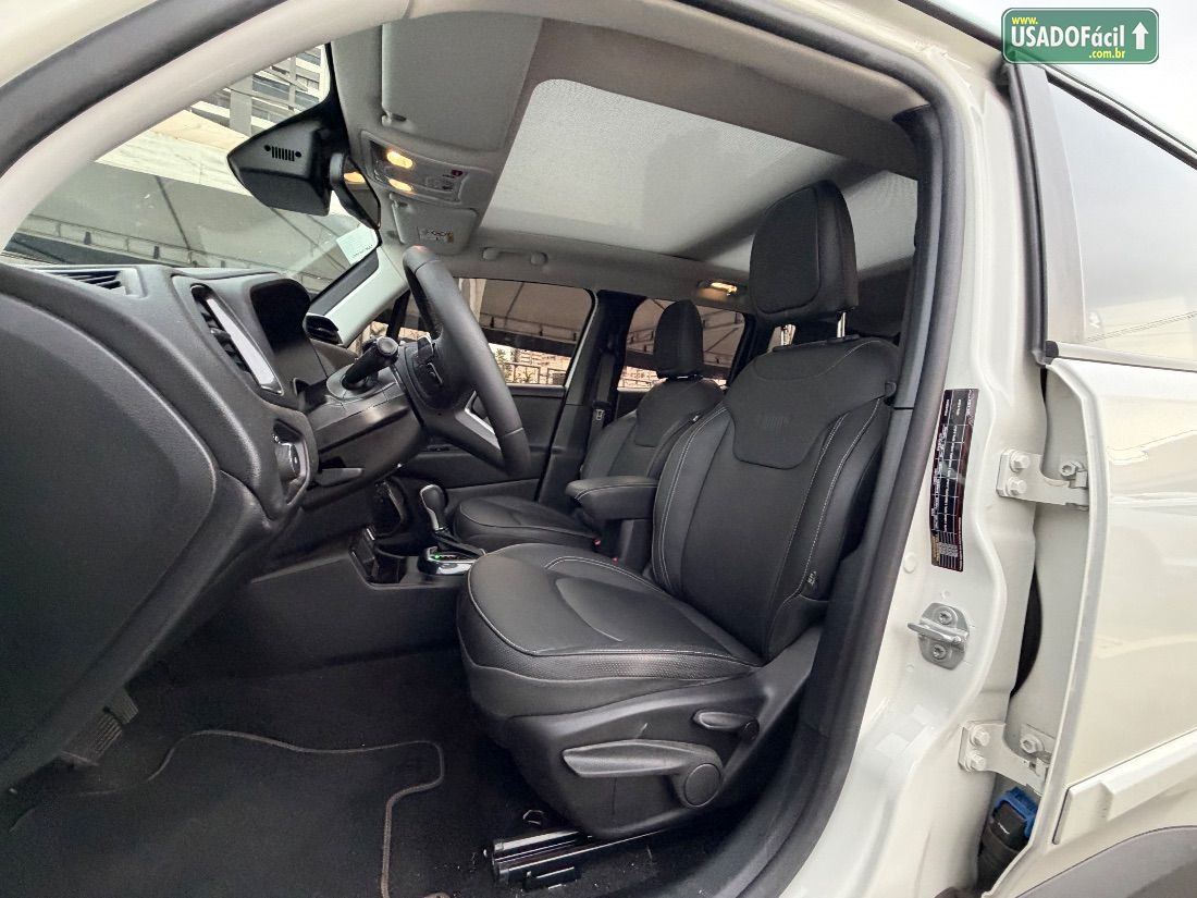 Jeep Renegade Sahara T270 1.3 Turbo 4x2 Automático Flex 2024/2025 — foto 4 de 19
